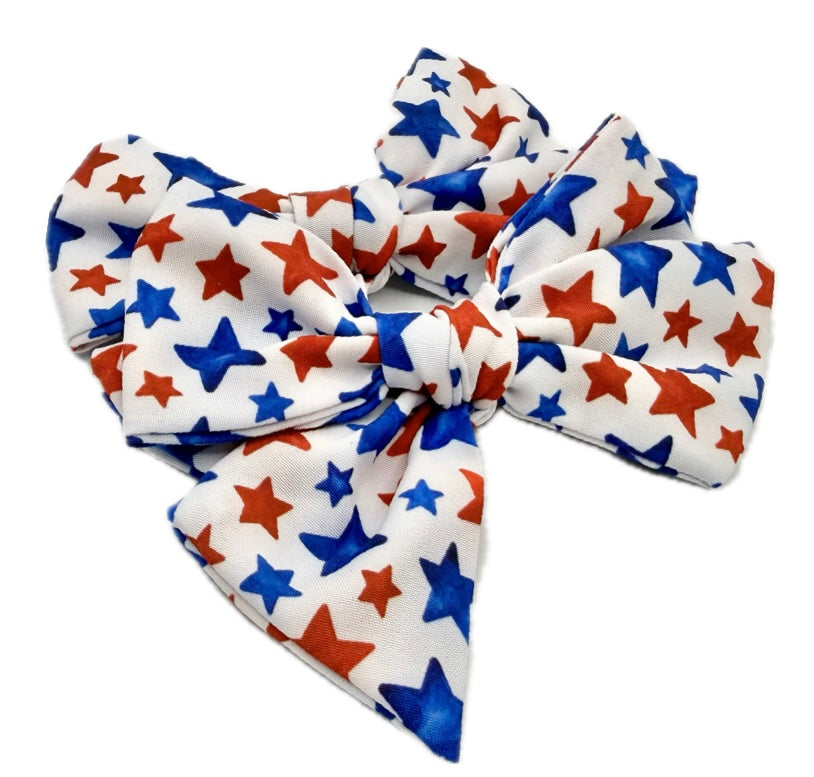 Oh My Stars Hair Bow Small