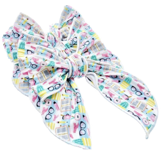 girly school hair bow