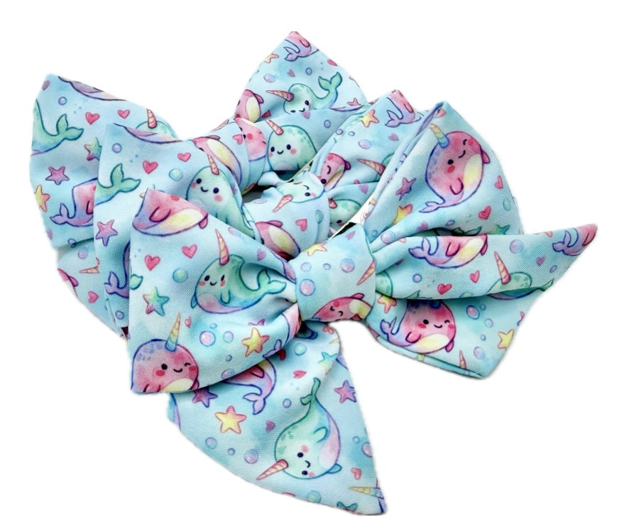 Girls Narwal Bow Small