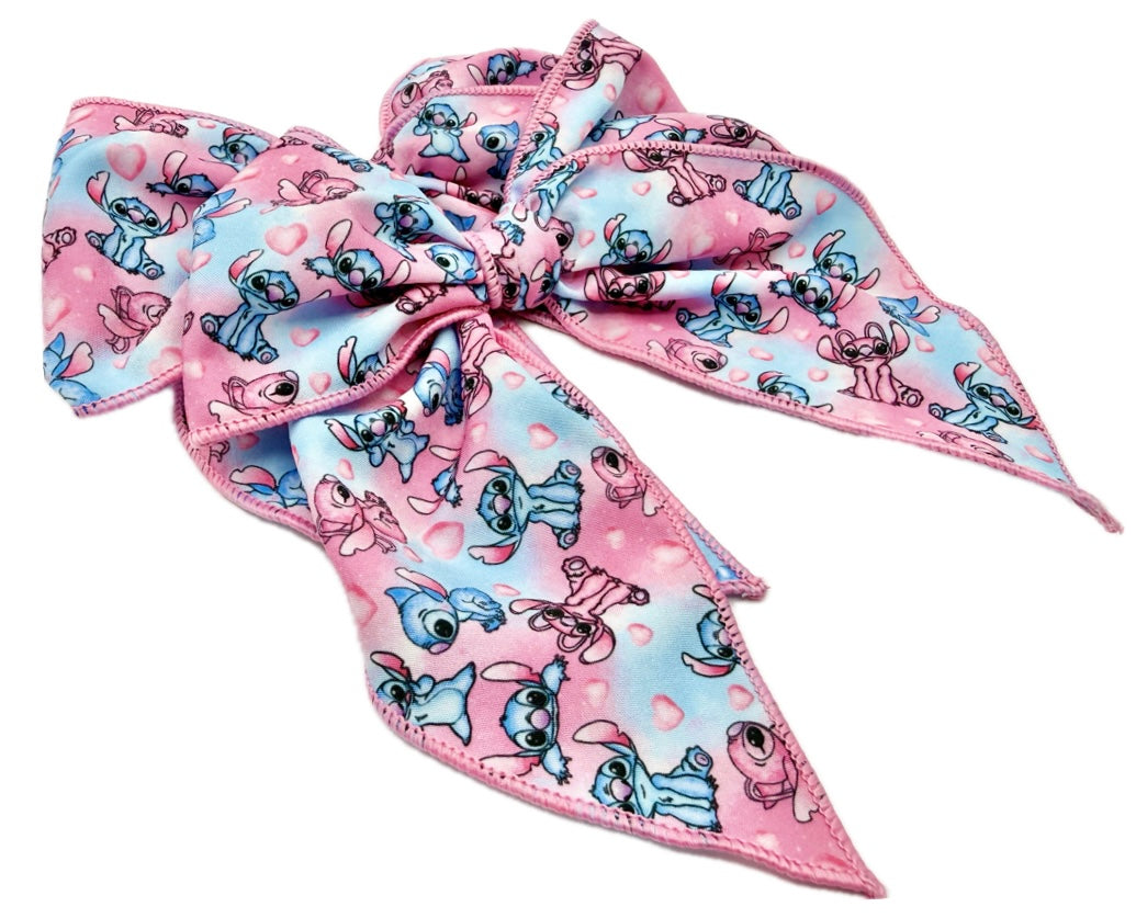Stitch in love Valentine’s Day Hair Bow